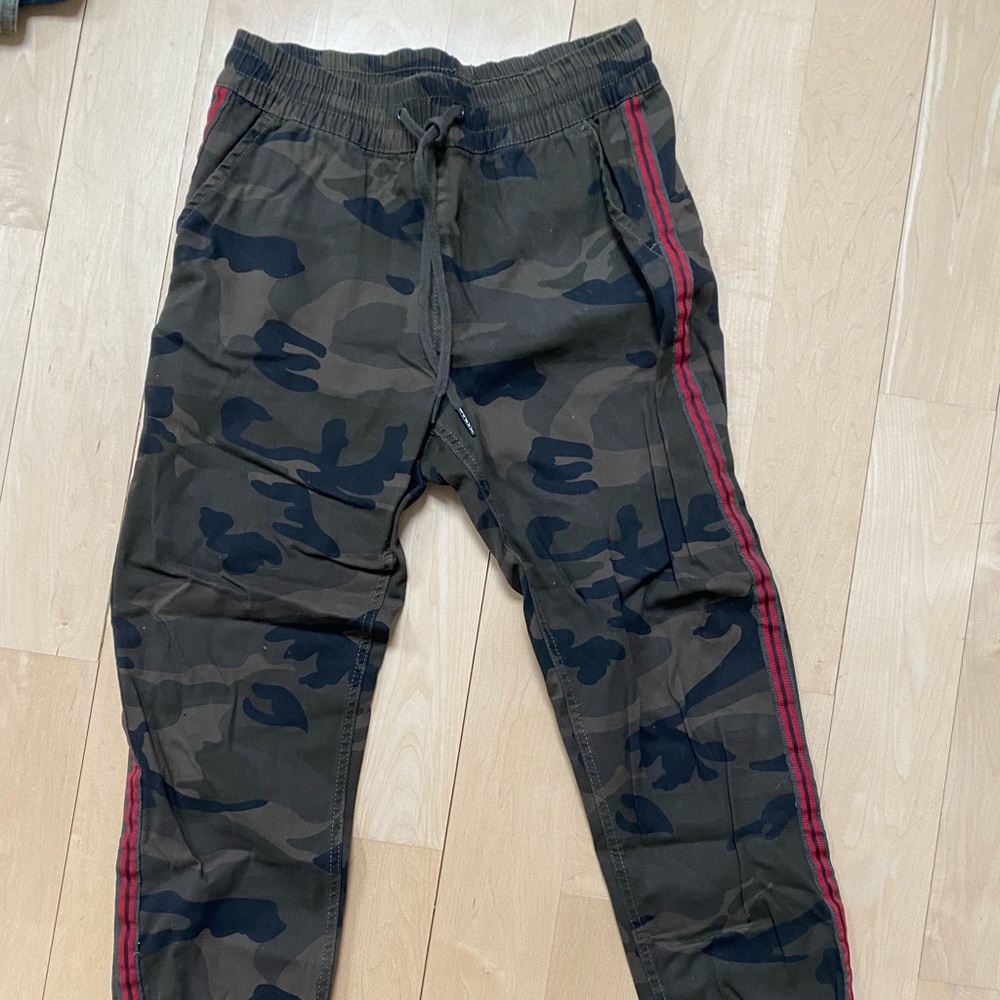 Aqua camp cargo pants